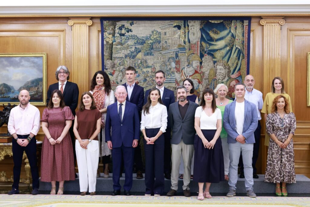 Copia-de-Copia-de-Copia-de-Copia-de-Copia-de-Copia-de-Documento-de-colores-de-entidad-naranja-y-blanco.jpg